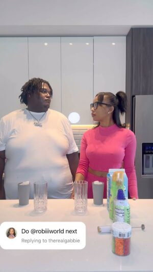 Robert Dean III Instagram - Robii world iced coffee w @robiiiworld 🧋🥳