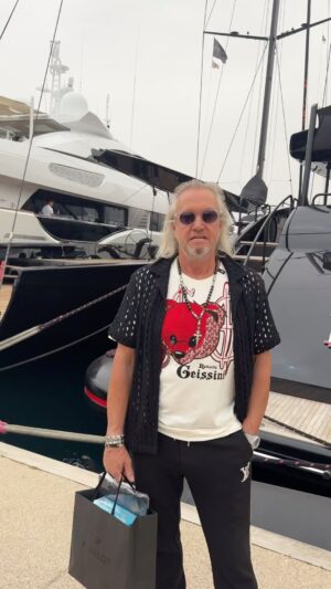 Robert Geiss Instagram - Geburtstag Tag zwei, jetzt geht’s zum Beach Club. Einen schönen Samstag wünsche ich euch
