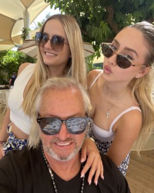 Robert Geiss Instagram - Heute wieder ein wunderschöner Tag in Monaco einen schönen Donnerstag @robertogeissini