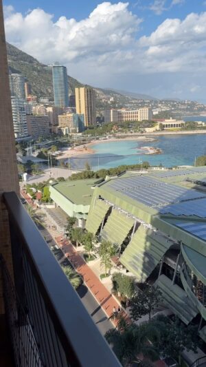 Robert Geiss Instagram - Endlich wieder zu Hause in Monaco und das Wetter ist Gott sei Dank besser als heute in Dubai