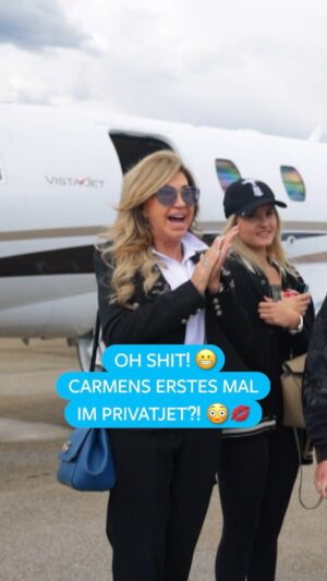 Robert Geiss Instagram - Oh shit! 😬 Carmens erstes Mal im Privatjet?! 😳💋 "Die Geissens", das Staffelfinale am Montag um 20:15 Uhr bei @rtlzwei und auf RTL ! 😎 #diegeissens #geissens #robertgeiss #carmengeiss #davinageiss #shaniageiss #rtlzwei #reel #meme #fyp #myfirst #privatjet #fail #hilarious #purecomedy #burner #tmi #struggle #lost #imtheproblem #monday #mylife  #bestofcarmen #412