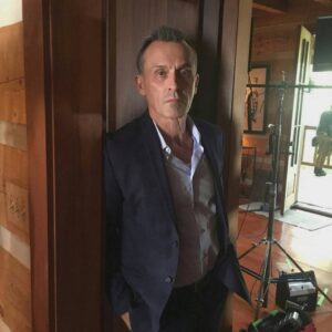 Robert Knepper Instagram - caught between scenes #behindthescenes #flashbackfriday #BLEED #the_robert_knepper_official