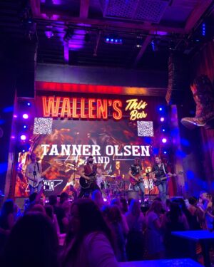 Robert Ochoa Instagram - Nashville… 🤠🥃