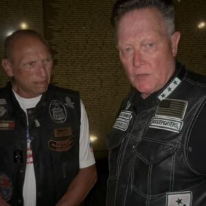 Robert Patrick Instagram - RIP Dozer. The final stop. 🇺🇸 

#RollingToRemember 

#rideforamerica #bfmc #boozefightersmc #ripDozer #vietnammemorial #vietnamveteransmemorial