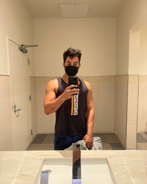 Robert Roldan Instagram - Life update: 3 month in 2021