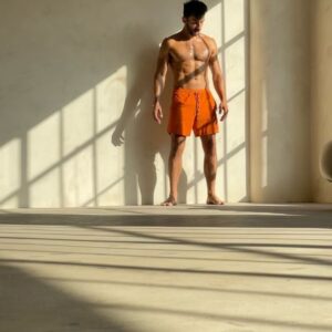 Robert Roldan Instagram - Thank you for asking me to shoot @shawnmchavez you are a wonderful artist and it was a pleasure to create with you. @mister