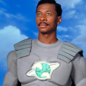 Robert Townsend Instagram - Today is the 30th anniversary of my film METEOR MAN. I am beyond proud of this film,I always try to challenge myself and go where no man of color has ever gone. To create a superhero that looked like me from somewhere in my brain was always a challenge. I want to thank everyone that helped make this film possible, starting with Alan Ladd Jr,who greenlit the film with his team at MGM, my wonderful All-Star Cast and my brilliant creative team behind the scenes. I really wore all the hats on this one, writing, directing,acting and producing, it can be a lot! Oh my God! LOL! And last, but not least I want to say thank you to the millions and millions of fans that have loved on this movie for 30 years. God bless you all. It reminds me of a day after one of the test screenings. I was hiding in the parking lot waiting after the screening for feedback and a little kid discovers me. He had to be 8 years old,first he looked at me surprised, then with a mischievous smile said “You got anymore of that meteor left?“ The last photo is one of my favorites with two people I truly admired Frank Gorshin, who played THE RIDDLER in the original Batman series in the 60’s and my favorite singer of all time Luther Vandross. I asked Luther to be in the film and said, “I want YOU to play a hitman in my movie”He laughed,a hitman,then he goes,”When does it shoot? I told him in 6 months.He said yes, he went away and lost over 100 pounds! Oh my God, working with Luther in his only film,I feel so blessed. Thank you again everybody for all the love and support.
Okay here’s the pop quiz of the day : Can you name all the Stars in the film without looking at IMDb? Start now!