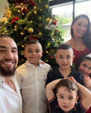 Robert Whittaker Instagram - Merry Christmas everyone and have a great holiday period ! Let’s rip in next year 👊🏽