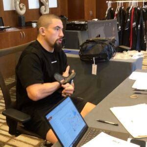 Robert Whittaker Instagram - #ufc 
#ufcanz 
#saudiarabia