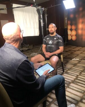 Robert Whittaker Instagram - #ufc 
#ufcanz 
#saudiarabia
