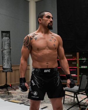Robert Whittaker Instagram - 