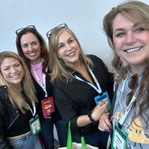 Roberta Blevins Instagram - @podcastmovement Evolutions Day 2 photo dump!

Spent the day with @andreadunlop and @terranewell driving in LA traffic and recording at @spotify! I seriously love being a part of the Spotify family 🥰

Also got to watch @amypoehler be Dr? Shelia, meet the lovely ladies from @pinkshadepod and attend the @iheartradio party!

#podcastmovement #evolutions2024 #podcast #podcastersofinstagram #podcasting #spotify #spotifypodcasts #losangeles #truecrime #collab