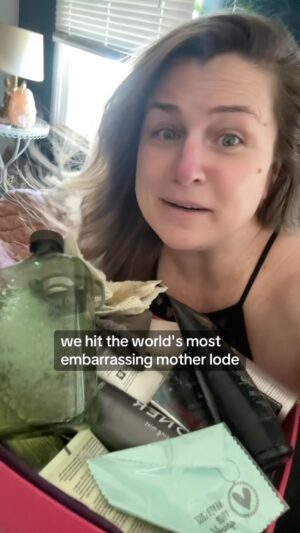 Roberta Blevins Instagram - The biggest MLM Graveyard find yet! 🪦 🤣 🤦🏼‍♀️ #mlmgraveyard #exhun #antimlm