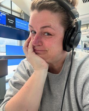 Roberta Blevins Instagram - Can’t stop, won’t stop.

Tomorrow’s episode is a recap of the MLM Conf with audio I collected from attendees during our session breaks!!

And I am editing that audio during my layover in Chicago while enjoying a Chicago dog and an Italian Beef sandwich because like previously mentioned, I can’t stop.

Can’t wait to sleep in my own bed 🤣

#travel #podcast #mlmconf2024 #lifeaftermlm