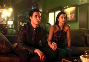 Roberto Aguirre-Sacasa Instagram - If the world were ending, whose hand would you be holding? The comet strikes this Sunday night on an all-new #Riverdale…💫🔥🔑⌛️🏠🐍🎢🔪🪦🫀🧨💣🔑👀🎁☠️