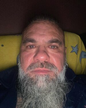 Roberto García Ruiz Instagram - #historiascortasconmensaje Cuando ves una serie de las de hace casi 40 años y con cada capítulo te pasa esto….TE EMOCIONAS viendo que el ser humano es maravilloso…