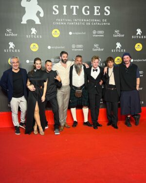 Roberto García Ruiz Instagram - Diversión y reencuentros en #festivalcinesitges….Presentando @mermaidkiller….