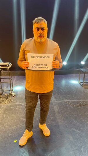 Roberto Moldavsky Instagram - Recordamos a los asesinados y pedimos #liberenalosrehenesya 
@congresojudio
