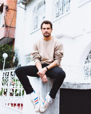 Roberto Urbina Instagram - 📸: @josefinasantos