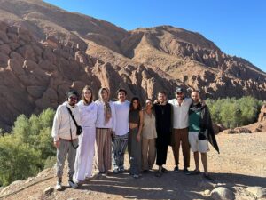 Roberto Urbina Instagram - Una celebración del amor que nos llevó a lugares surreales. #freshfreshmarrakech 🌵🐪🏜️

A celebration of love that took us to surreal places. 🚀