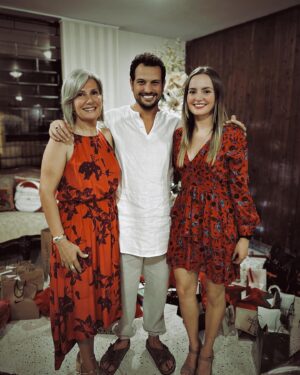 Roberto Urbina Instagram - 