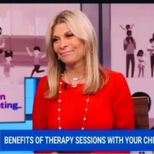 Robi Ludwig Instagram - Yesterday, i had the great opportunity to speak with the lovely and talented @vickynguyentv about Family Therapy. What people seek it out for and how it can be helpful.

Dress by @foxsdesigner 

#familytherapy #therapy #nbcnewsnow