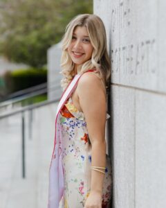 Robi Ludwig Most Liked Photos and Posts