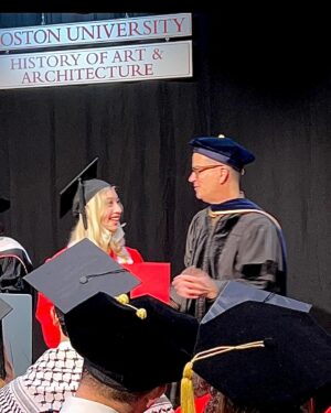 Robi Ludwig Instagram - Sending a big congrats to my daughter @jaimie.ludwig for graduating with honors from @bostonu this weekend. We all loved sharing this special moment withe you. I know you will be tremendously successful in your chosen field. Cheers to the journey ahead.🥂 I am so excited for you! Xoxxoxoxo