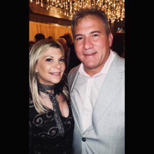 Robi Ludwig Instagram - Thank you David Perozzi for bringing me to this funtastic book party @huntandfish for none other than @scaramucci Congrats, Anthony! It was definitely the place to be with @chrisccuomo @chrischristie @ritacosbyshow @valgreenberg and many other familiar faces showing up to celebrate.

Dress @foxsdesigner 

#bookparty #anthonyscaramucci #himtamdfish #tvlive #nyc  #broadwayworld