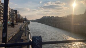 Robin Lord Taylor Instagram - I’m positively dizzy for Brussels! Thank you for the lovely hospitality and all the peeing fountains! ❤️🇧🇪❤️