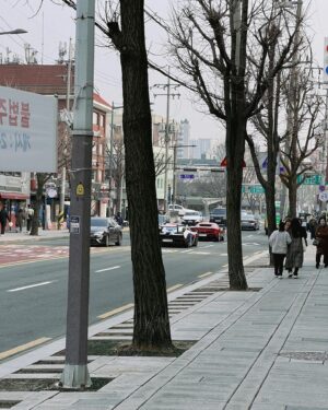 Robin Packalen Instagram - I’ve been here in Seoul about a week now. I feel like I’ve walked a marathon a day, but yet I haven’t seen barely anything😜