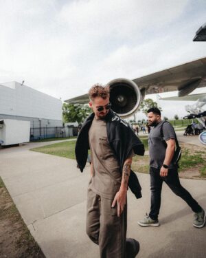 Robin Schulz Instagram - The only way is up. 🚀 @nasa