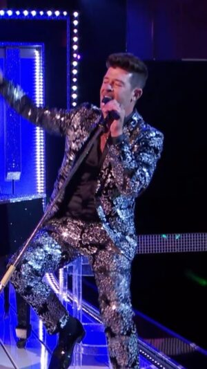 Robin Thicke Instagram - Had fun with this cover of @billyjoel on The Masked Singer last night 🙏