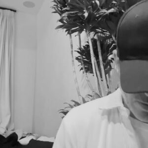 Robin Thicke Instagram - Cookin!!! New music on the way! 😎