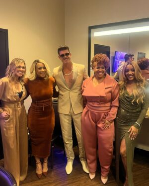 Robin Thicke Instagram - The @superbowlsoulful Celebration was a blast!! Thank you for having me 👏 Tune in tomorrow 5pm pt on @CBSTV to watch the amazing performances. #SuperBowlSoulful #SBSC25