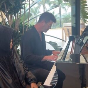 Robin Thicke Instagram - Love this new cover of Lost Without U by ambre 👏👏