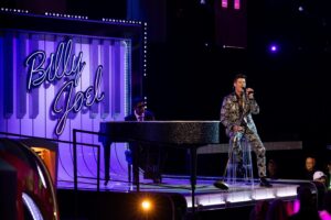 Robin Thicke Instagram - My Life is better because of @BillyJoel. 🙏 Don’t miss my special performance on tonight’s Masked Singer.