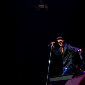 Robin Thicke Instagram - Less than 3 weeks away 🎊 Georgia see you real soon!