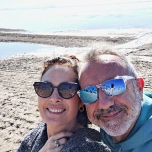 Rocío Muñoz-Cobo Instagram - Perfect Christmas Day!!
Gracias @carlosaldomar!

Casi 30 años (que se dice pronto) acompañándonos y cuidándonos.
💫💕✨️🙏