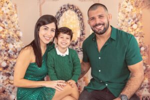 Rodolfo Vieira Instagram - Eu e minha família desejamos a todos vocês um Feliz Natal e que Deus os abençoe sempre🙏🏼