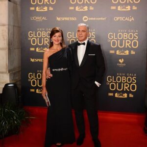 Rodrigo Guedes de Carvalho Instagram - Depois da pausa da maldita pandemia, domingo voltaremos aos Globos. É a oportunidade de a SIC e a Caras premiarem talento das mais diversas áreas, que bem estão necessitados de atenção e carinho. Foi um ano e meio de grande tensão e angústia. Aproveito para agradecer aos espectadores da SIC: nesse período mais difícil, senti que fomos mesmo uma família. Para os bons e maus momentos.