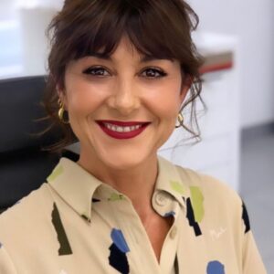 Rodrigo Guedes de Carvalho Instagram - Muitos parabéns, menina Teresa Guedes de Carvalho @tere_dimas . Não é para qualquer uma fazer anos no Dia Mundial da Terra. Aprecio imenso o seu trabalho (o seu marido também não é mau).