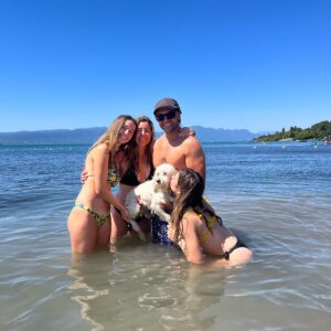 Rodrigo Sepúlveda Instagram - Feliz día a mis mujeres 
❤️❤️❤️❤️
#Sepu
#iphone14
#shotoniphone
