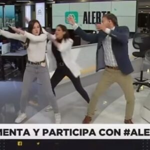 Rodrigo Sepúlveda Instagram - Así comenzó ALERTA hoy! El talento lo pusieron @darynkamarcic y @javimstuardo ❤️❤️
Gracias por la tremenda onda siempre 💪🏾💪🏾
#sepu