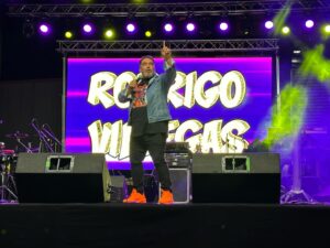 Rodrigo Villegas Instagram - Gracias #collipulli 🙌🏼 lindo show!

Nos vemos mañana en #Concepción Bar Lihuen ⬅️

#rv #humor #standup #show