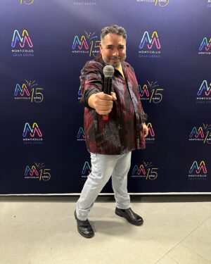 Rodrigo Villegas Instagram - Experiencia maravillosa en @granarenamonticello 🙌🏼 gracias por la invitación y gracias por el público que asistió, si fuiste y estuviste ahí, cuéntame qué tal te pareció el show!

Un abrazo y hoy nos vemos en #concepcion a pocas horas de estar con ustedes 🙌🏼

#rv #parati #viral #show #humor #playlist