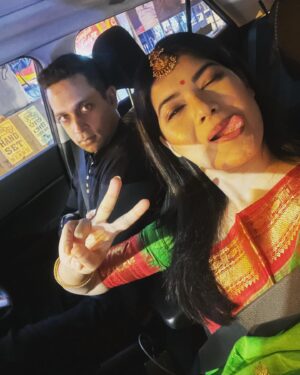 Roja Paromita Dey Instagram - When Moyur met Dodo 🦤 

Shashti 🌺 #Pujo2023