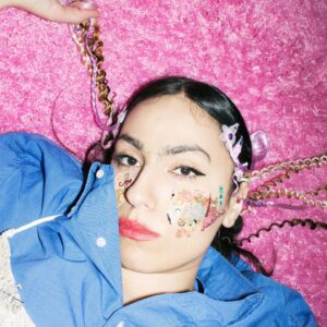 Rojda Sekersöz Instagram - In preparation for a new project I always make playlists to understand my vision and the tone I want to create. Music is a big inspiration for me. I’m so happy that we were able to use most of the songs from that list in the series. 

I’m so so so proud of all the music in Young Royals! The beautifully composed music is made by Swedish composer @mattibye and all the other songs are of artists I adore. I want to especially highlight some of the Swedish artists in this post. I get chills just thinking about some of us being third culture kids women meeting through art and telling stories to the world. I’m so thankful and proud of us. 
—
Thank you for inspiring me @ginadirawi @z_h_a_l_a @nadiatehran @seinabosey @maxidamarak @eliassongs @itsyungtittiesbitch all the songs are available on Spotify. #youngroyals
