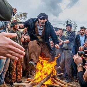 Rojda Sekersöz Instagram - Happy Newroz!!! 💚❤️💛