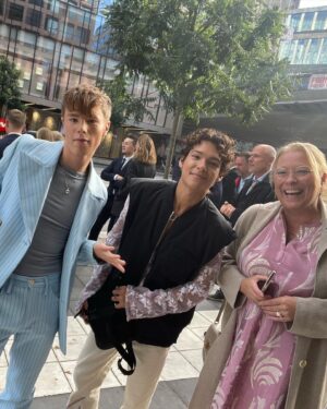 Rojda Sekersöz Instagram - JOY💜💜💜